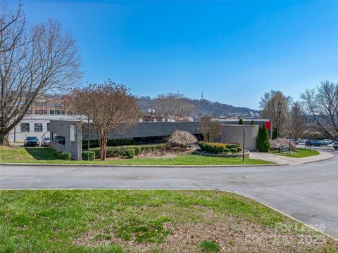 Photo of 86 Asheland Avenue, Asheville, NC 28801 (MLS # 4238268)