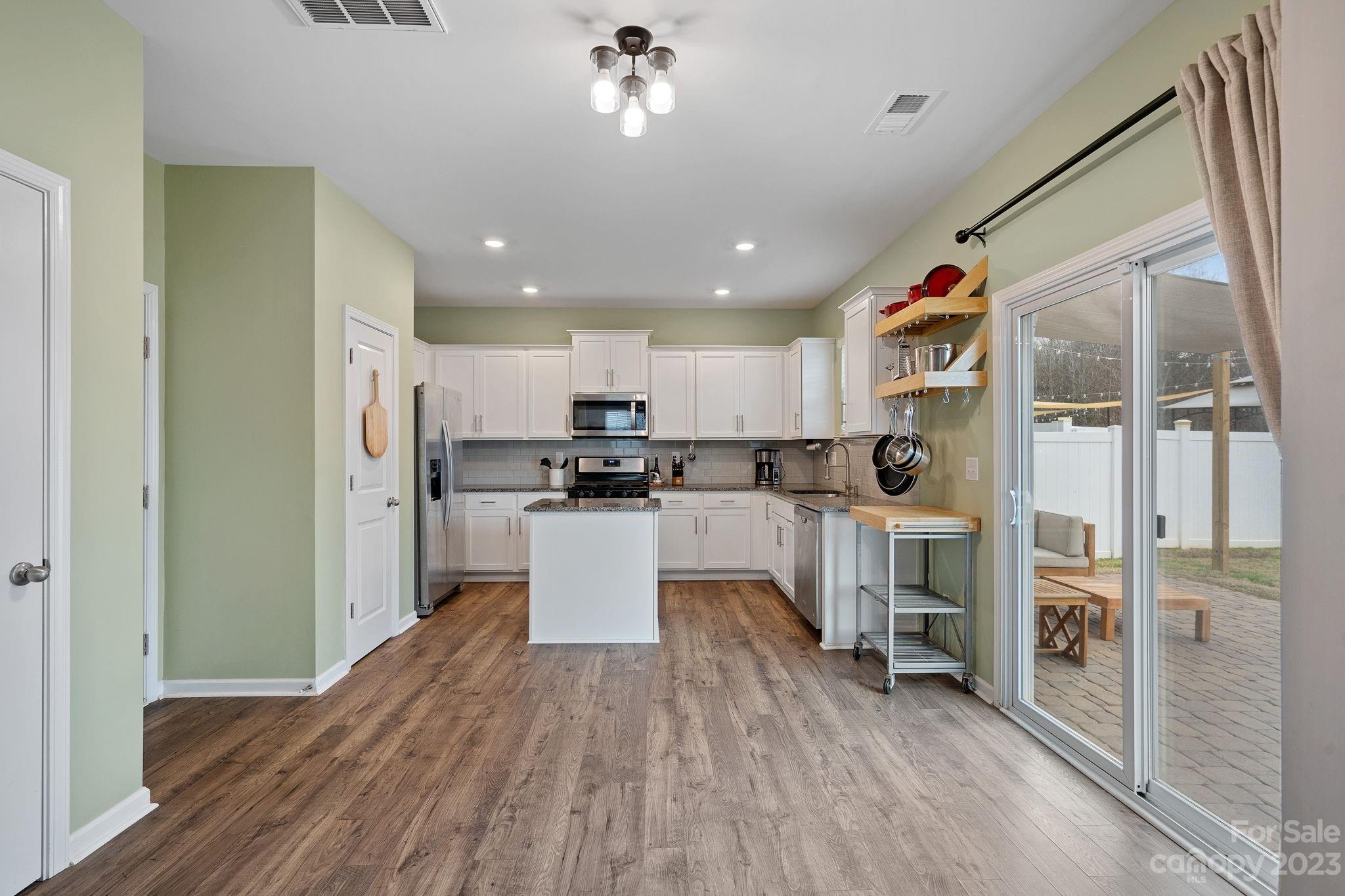 Sutton Farms - Residential