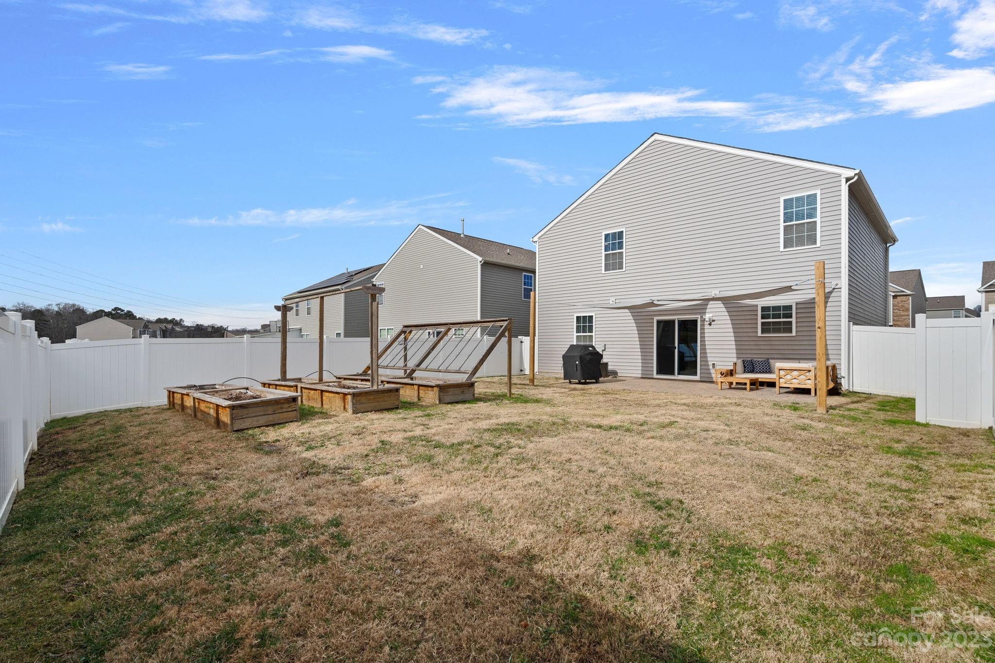 Sutton Farms - Residential