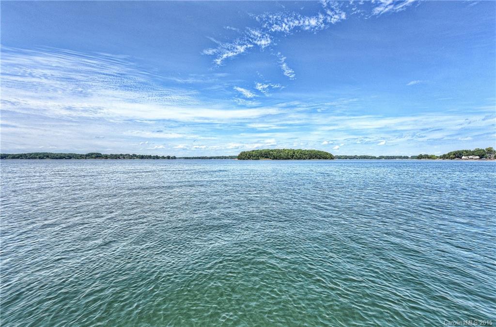 The Peninsula - Residential