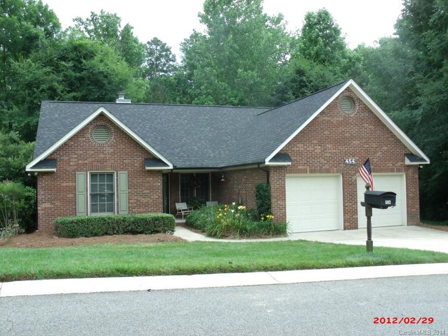Well maintained full brick ranch with split floorplan in desirable neighborhood. Hardwoods in living room, dining room and bedrooms. Gas log fireplace. Crown molding throughout. New gutters and french drains June 2014. New architectural roof in August 2011. Whole house air purification system. Private deck leads to easily maintained backyard that backs up to wooded area. Prime bird feeding/watching deck! HWA 13-month Home Warranty in place.