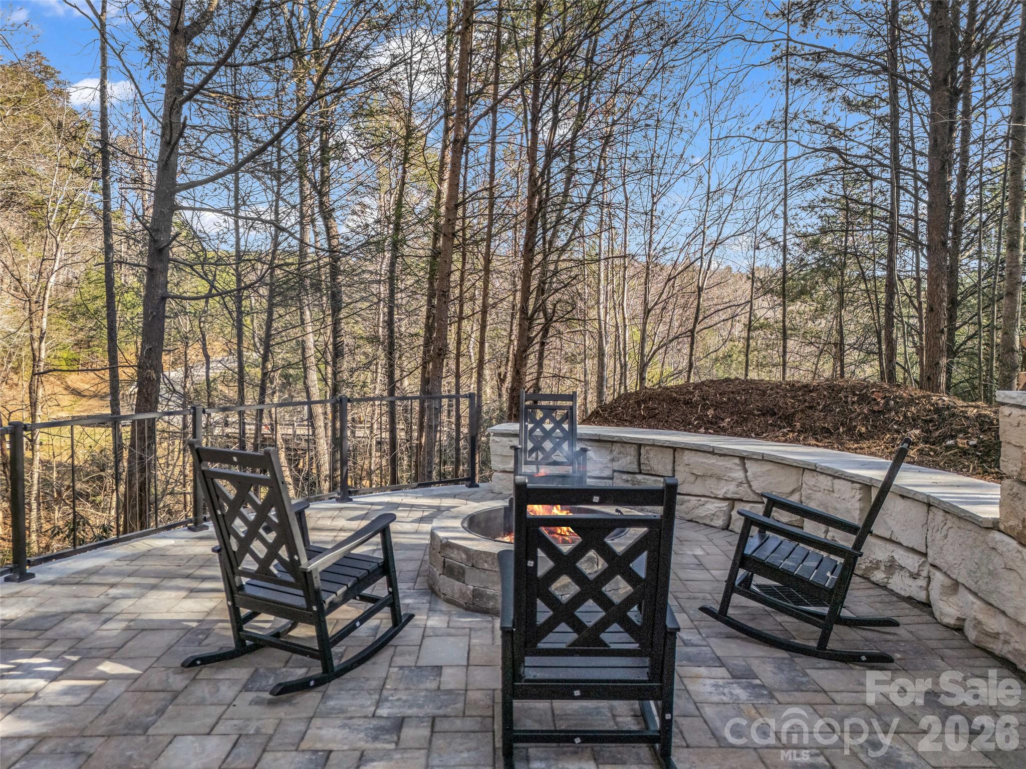 Brights Creek - Land