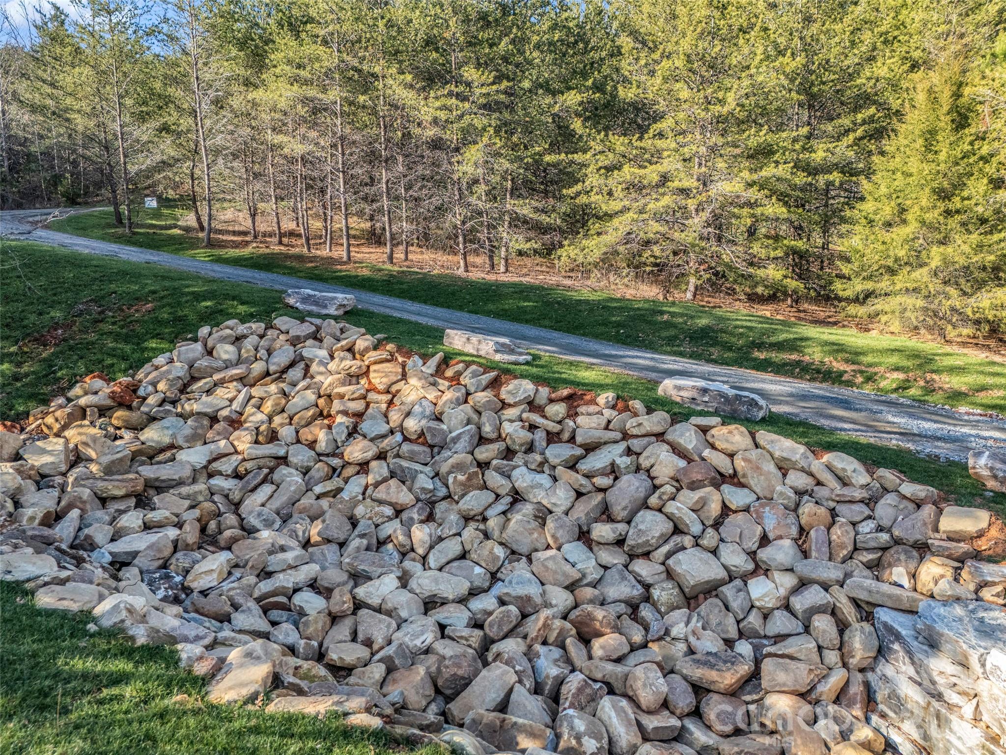 Brights Creek - Land