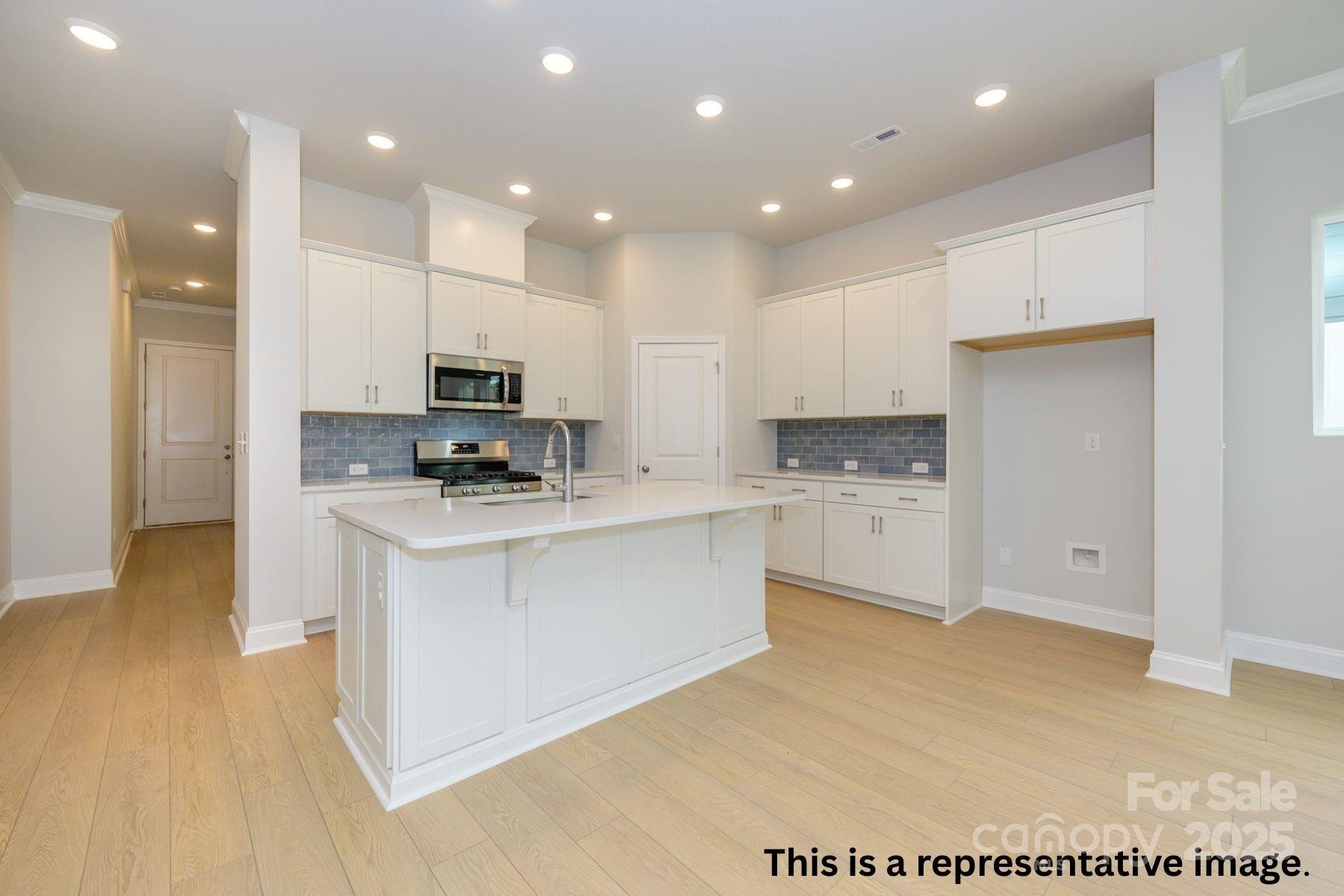1107 Meander Lane