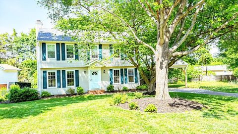 Photo of 7218 Quail Ridge Drive, Charlotte, NC 28226 (MLS # 4383333)