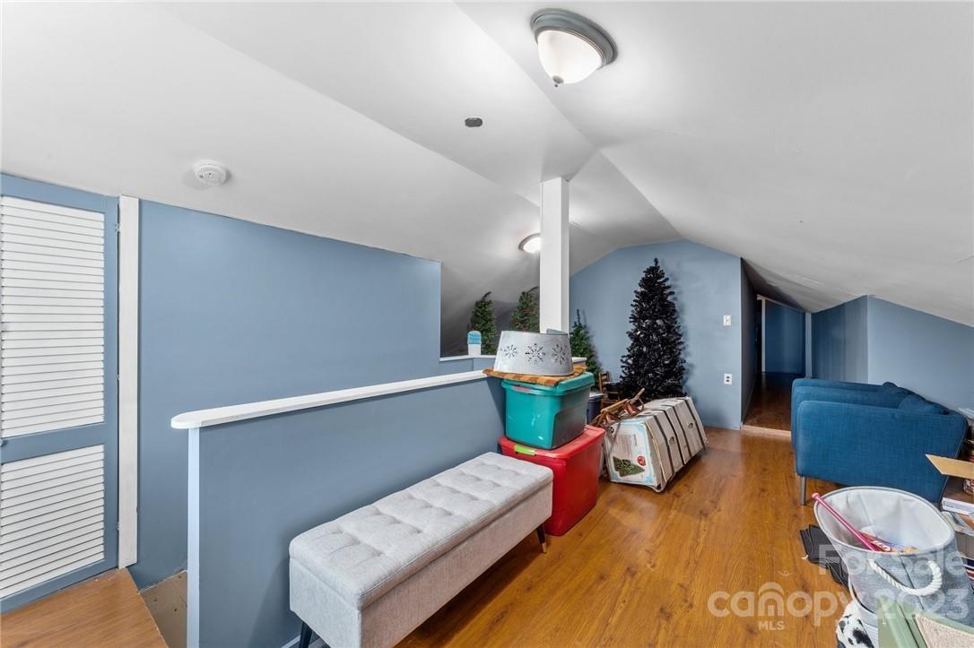 Eagle Landing - Residential