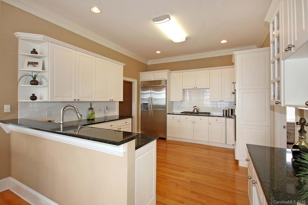 Cowans Ford Country Club - Residential
