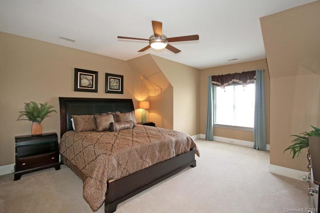 Cowans Ford Country Club - Residential