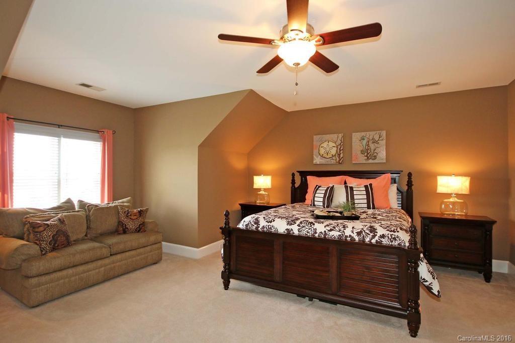 Cowans Ford Country Club - Residential