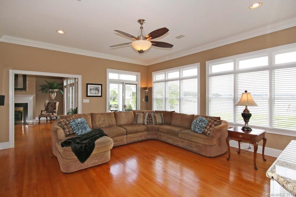 Cowans Ford Country Club - Residential