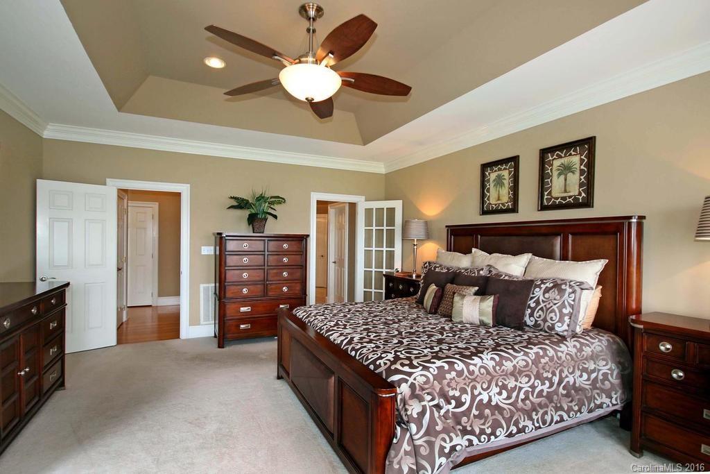 Cowans Ford Country Club - Residential
