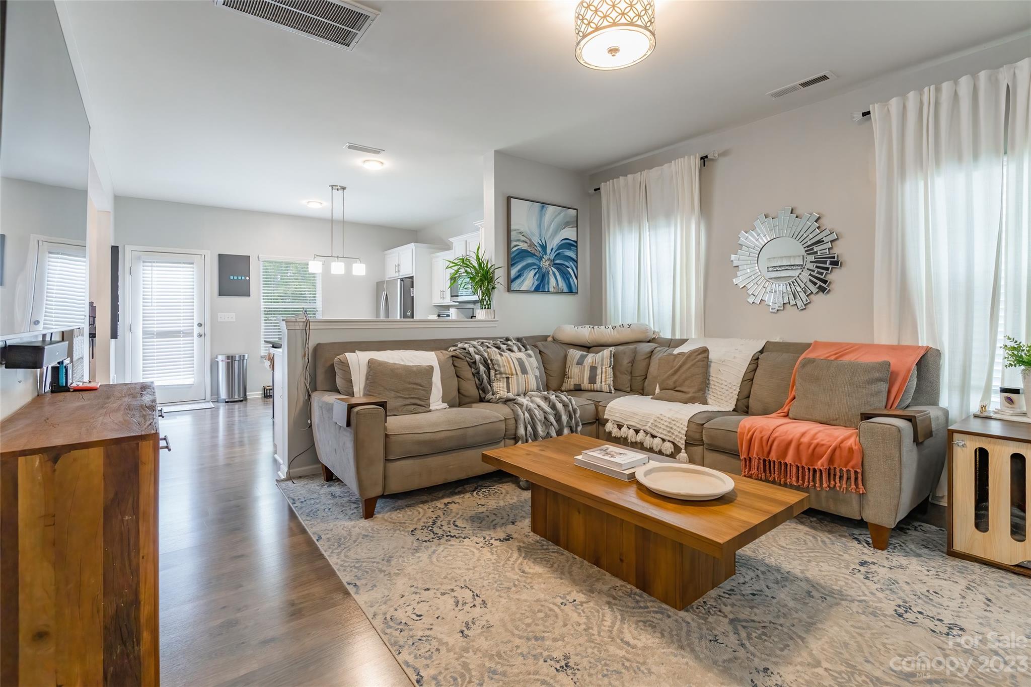 Newport Lakes - Residential