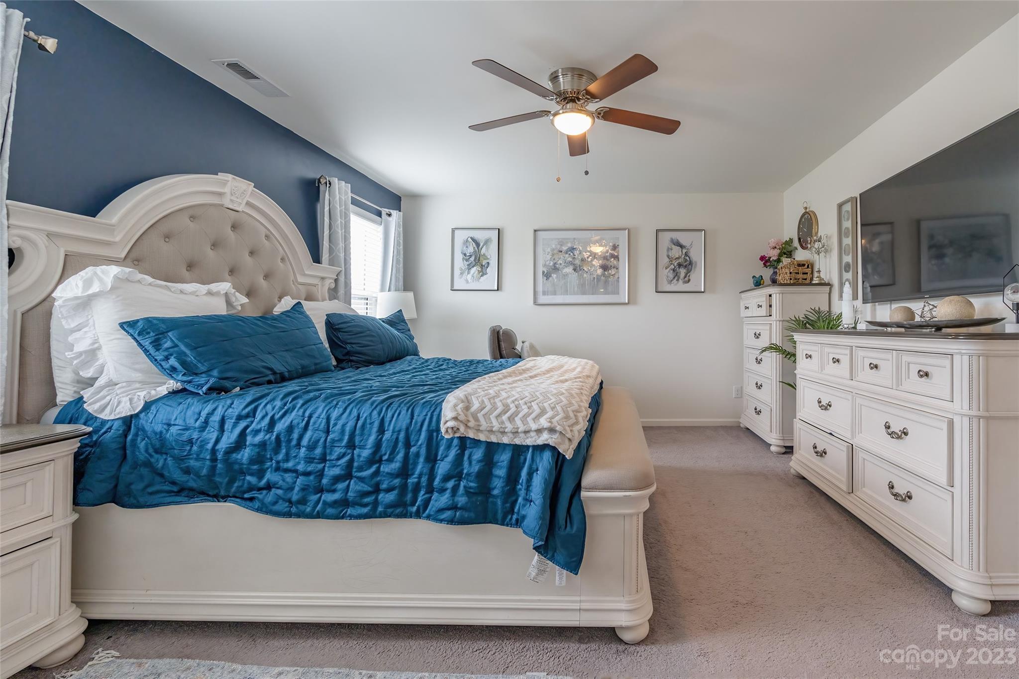 Newport Lakes - Residential