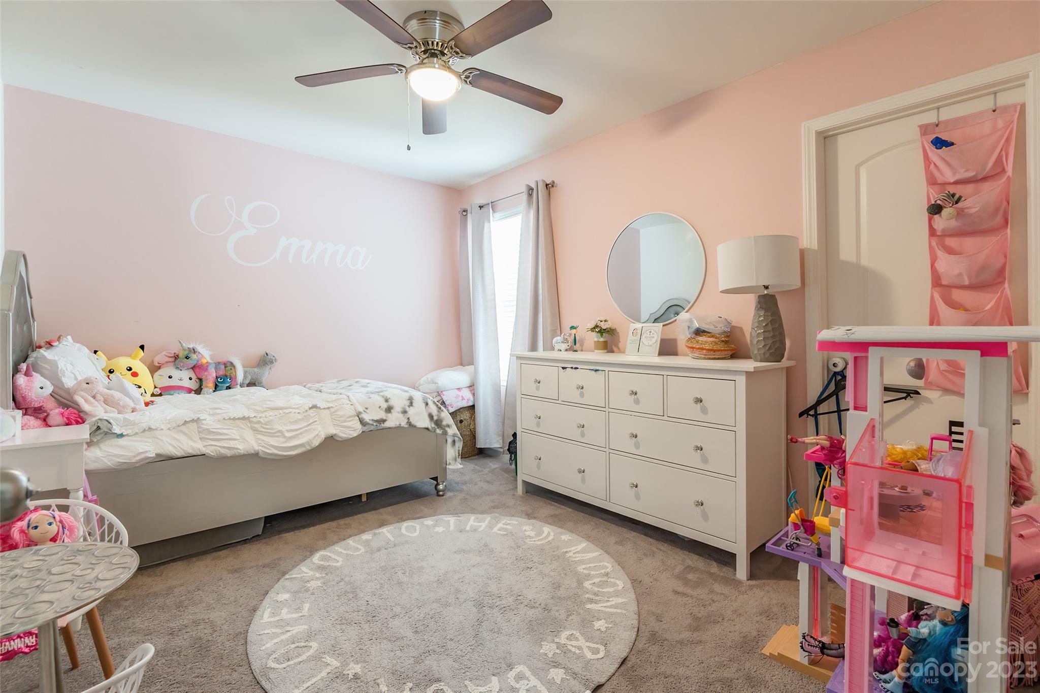 Newport Lakes - Residential