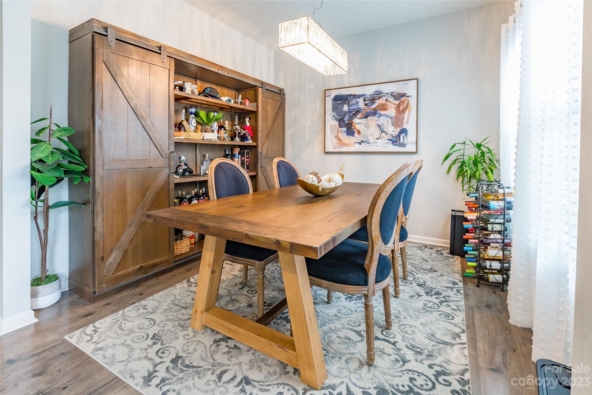 Newport Lakes - Residential