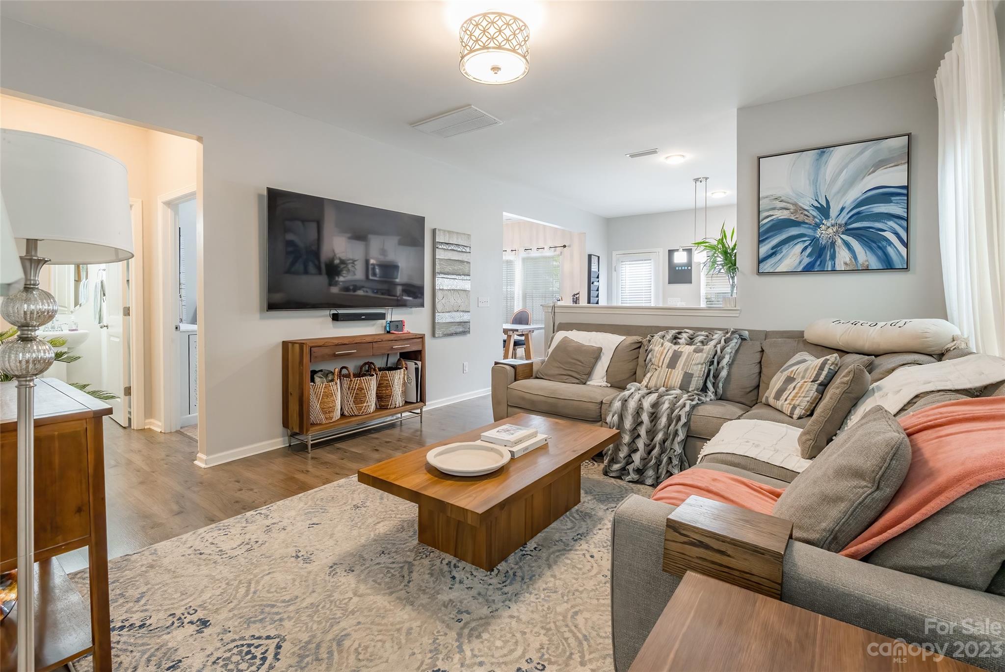 Newport Lakes - Residential