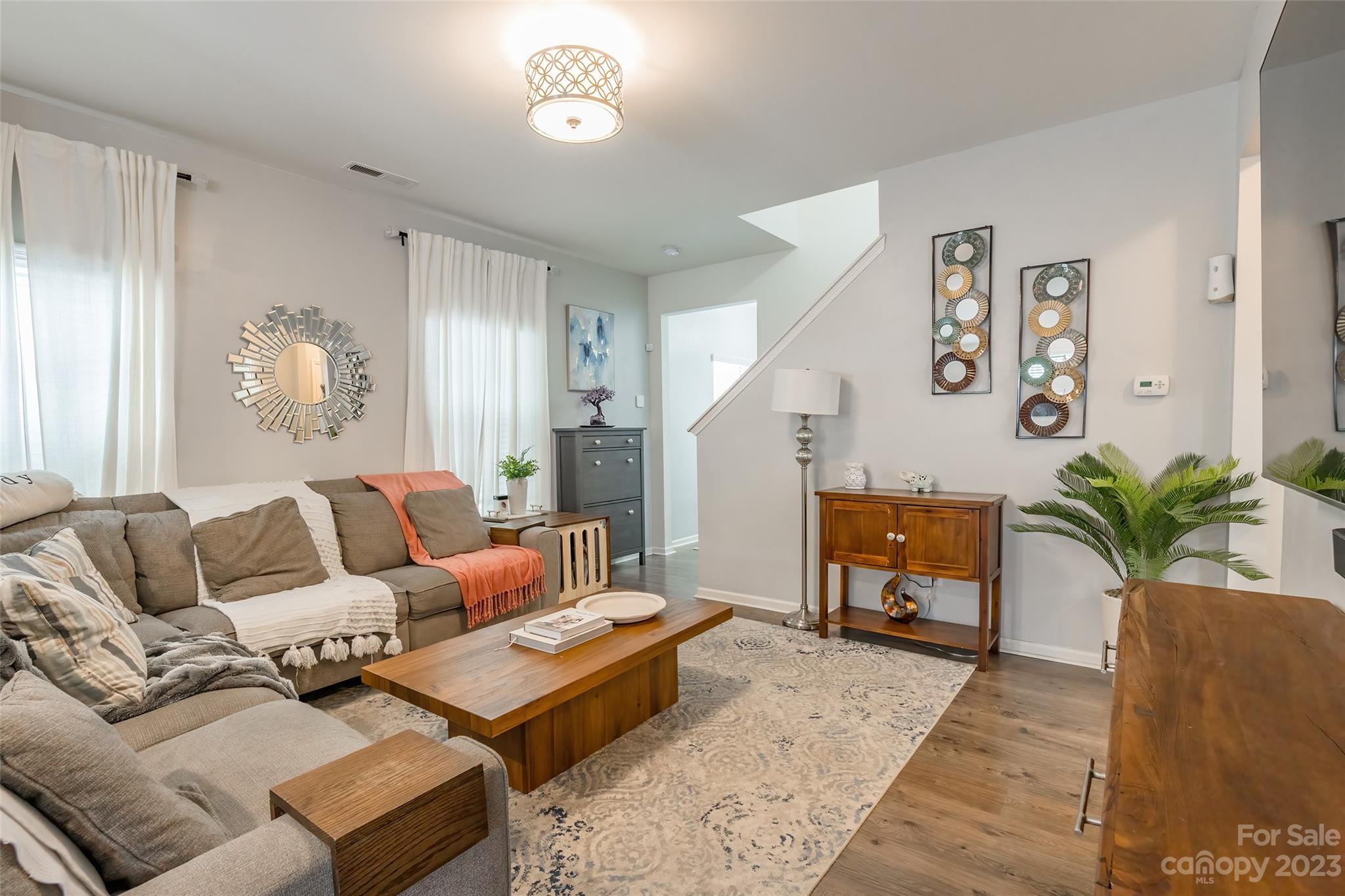 Newport Lakes - Residential