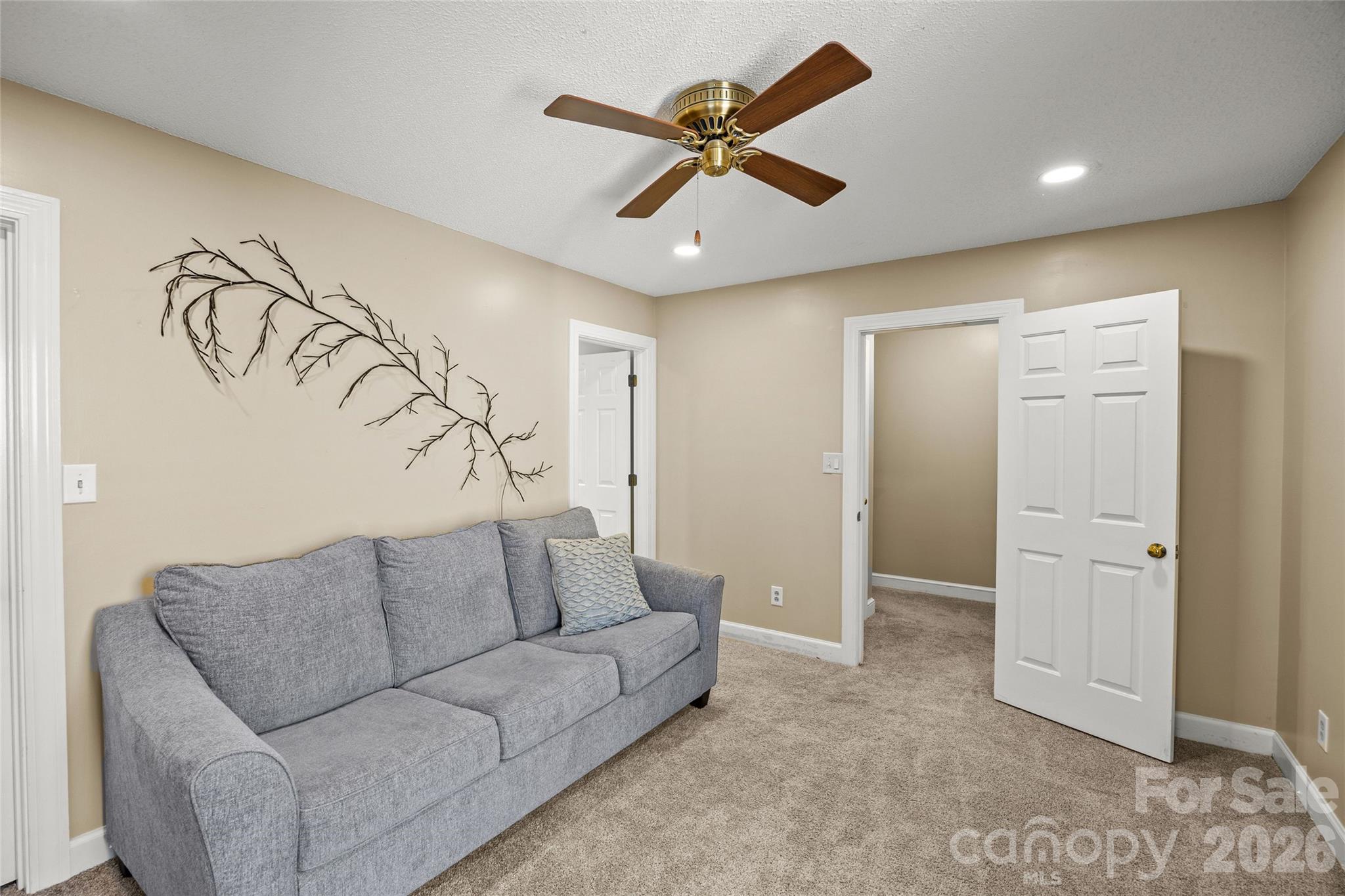 Colony Oaks - Residential