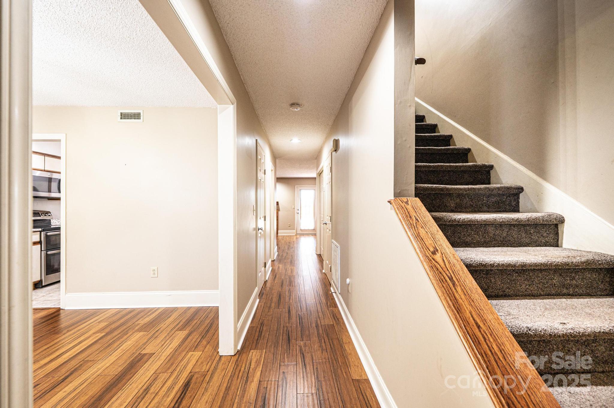 Colony Square - Residential