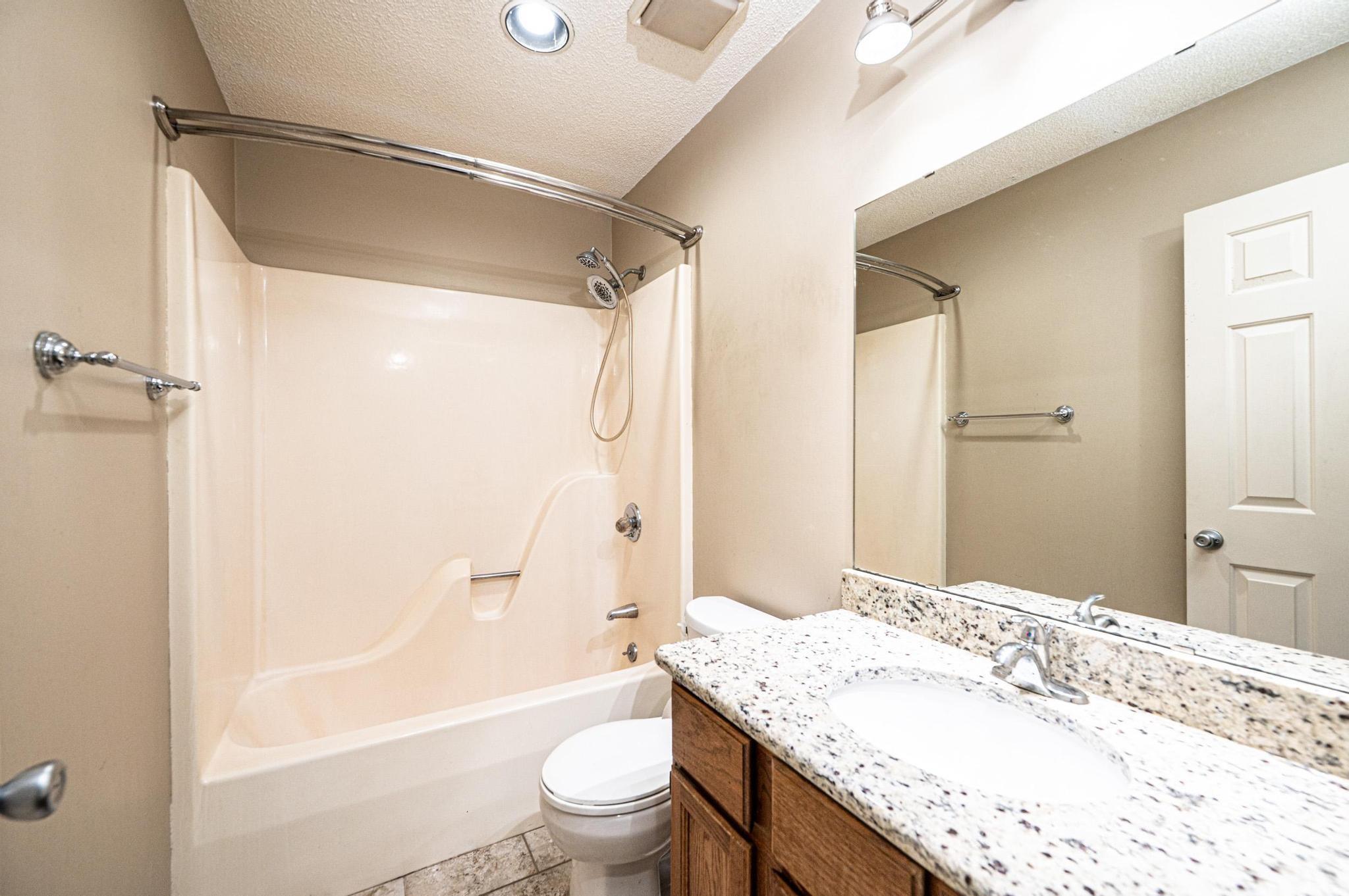 Colony Square - Residential