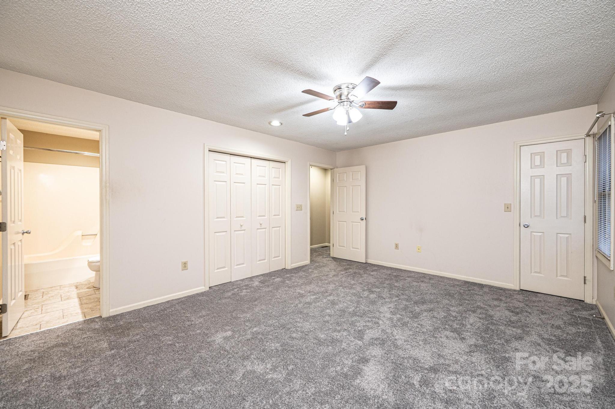 Colony Square - Residential