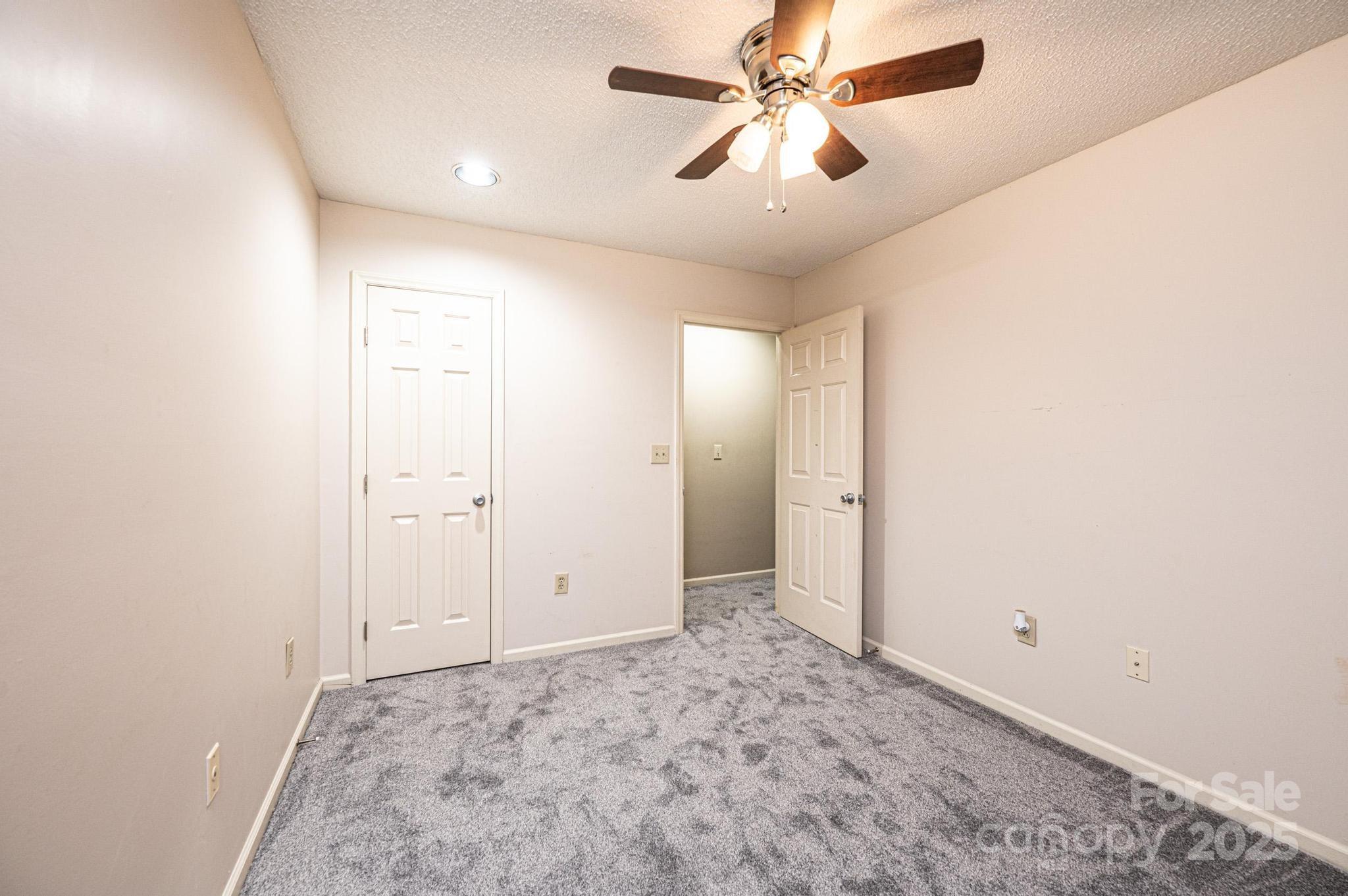 Colony Square - Residential