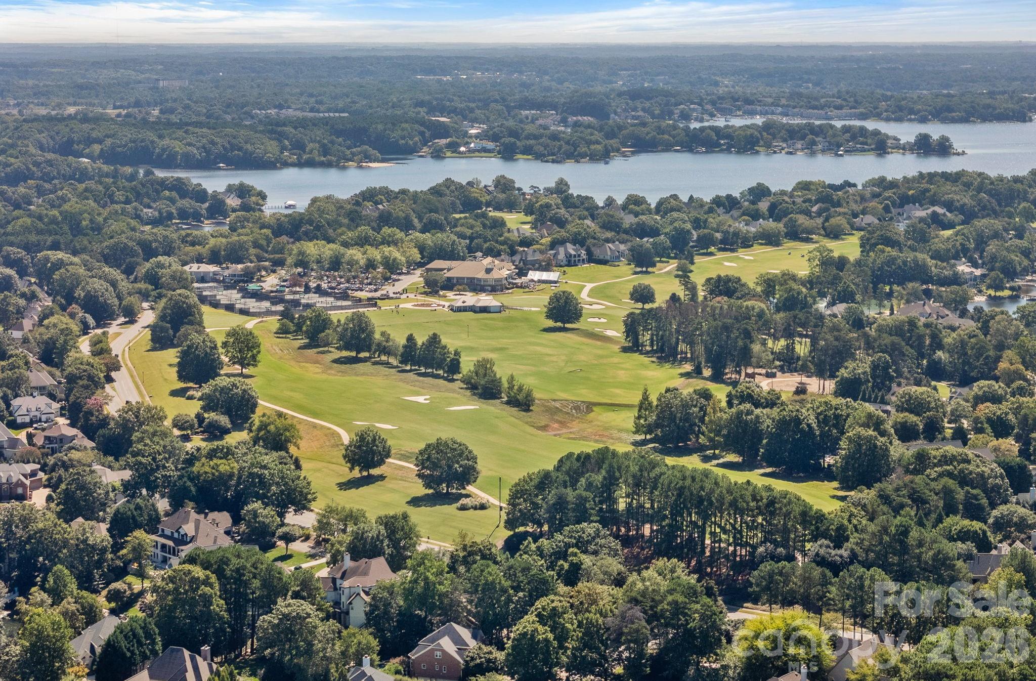 The Peninsula - Residential