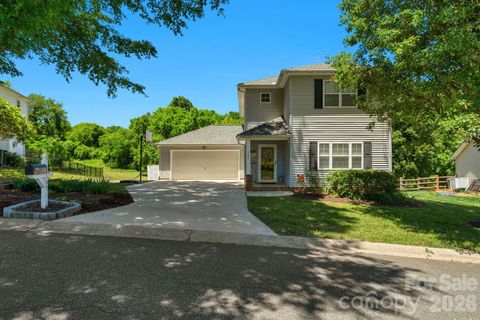 Photo of 107 Howe Street, Belmont, NC 28012 (MLS # 4382704)