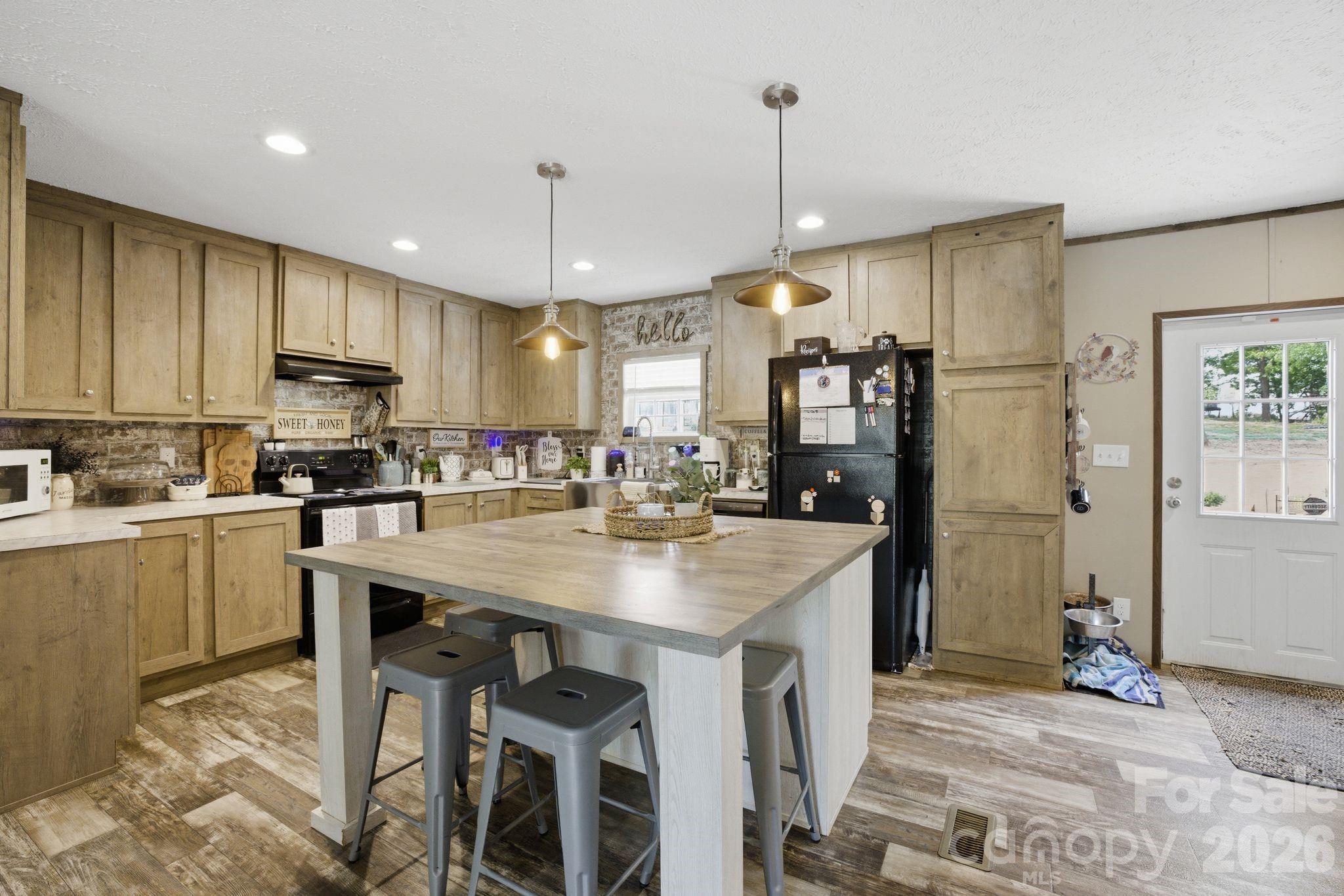 Meadowbrook - Residential