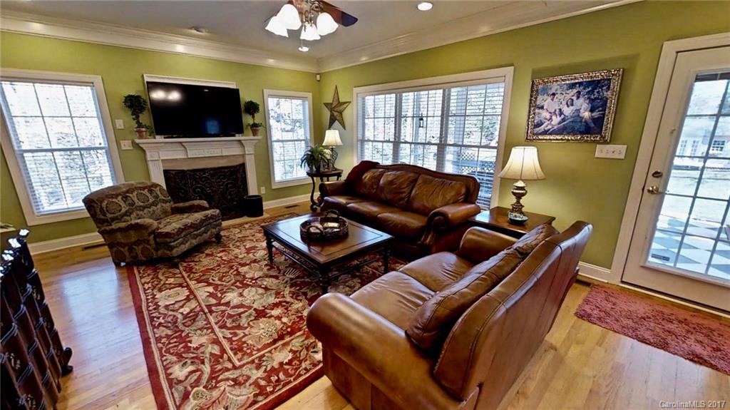 Vanderlakes - Residential