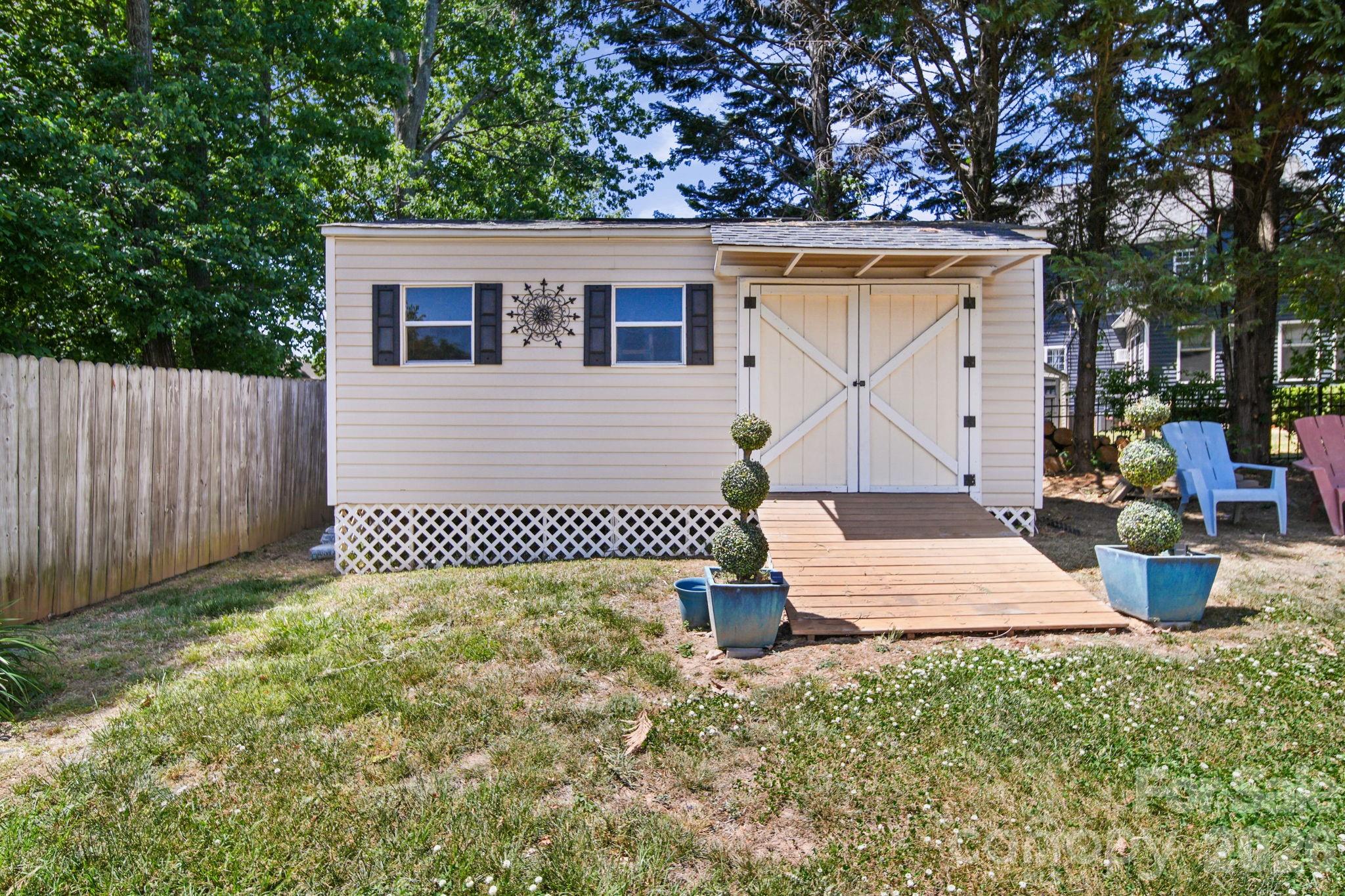 Easthampton - Residential