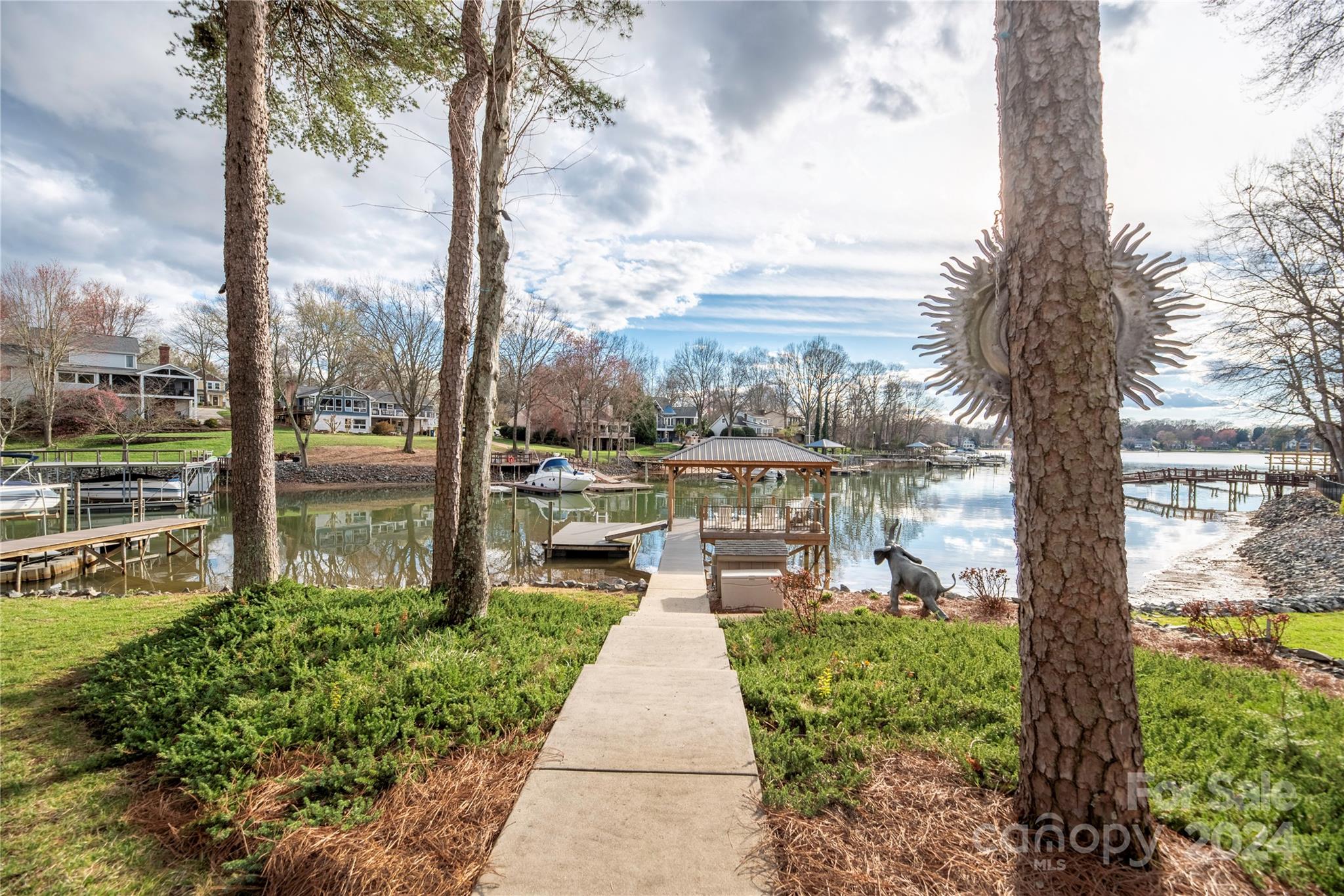 Rockridge Shores - Residential