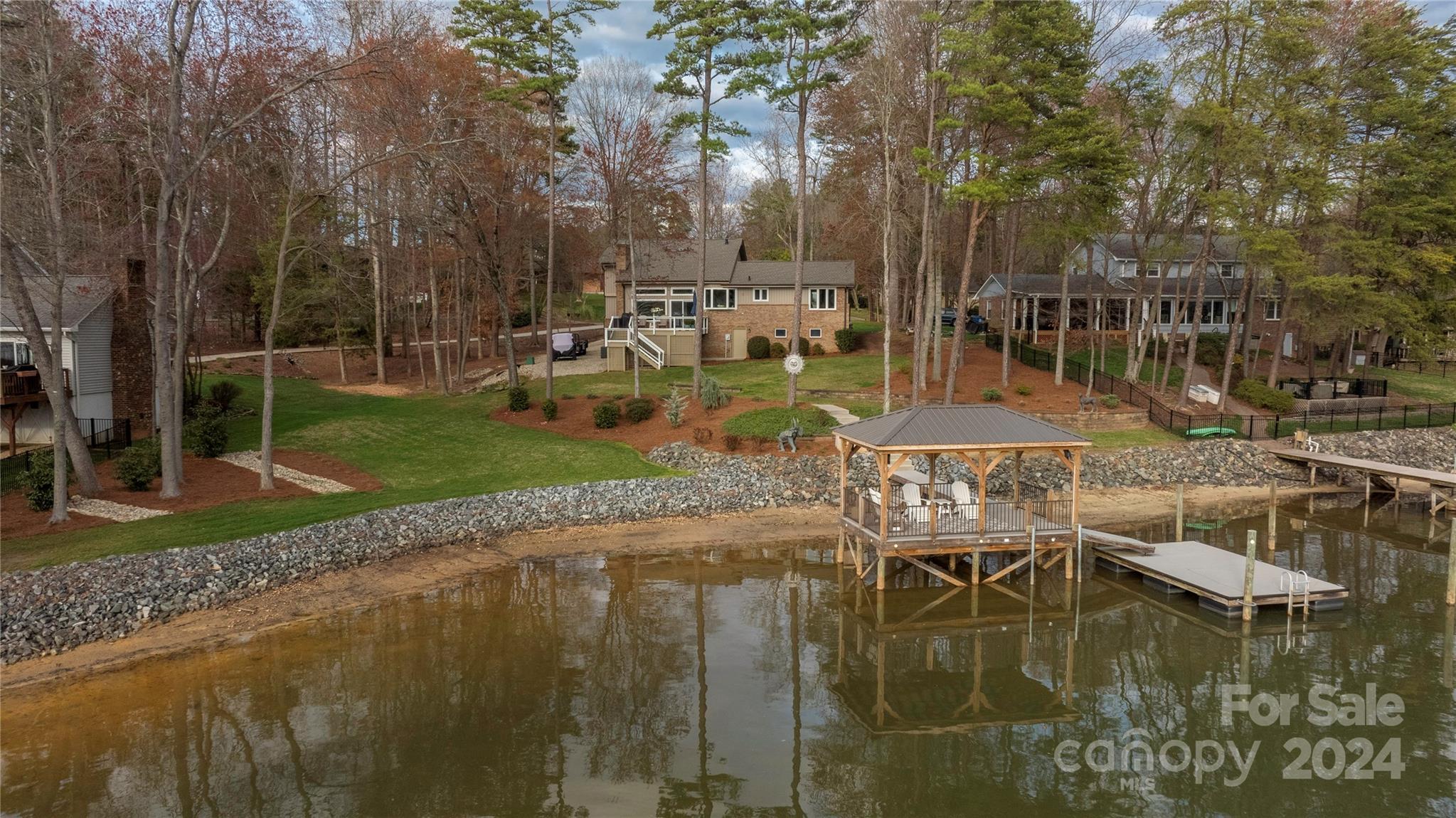 Rockridge Shores - Residential