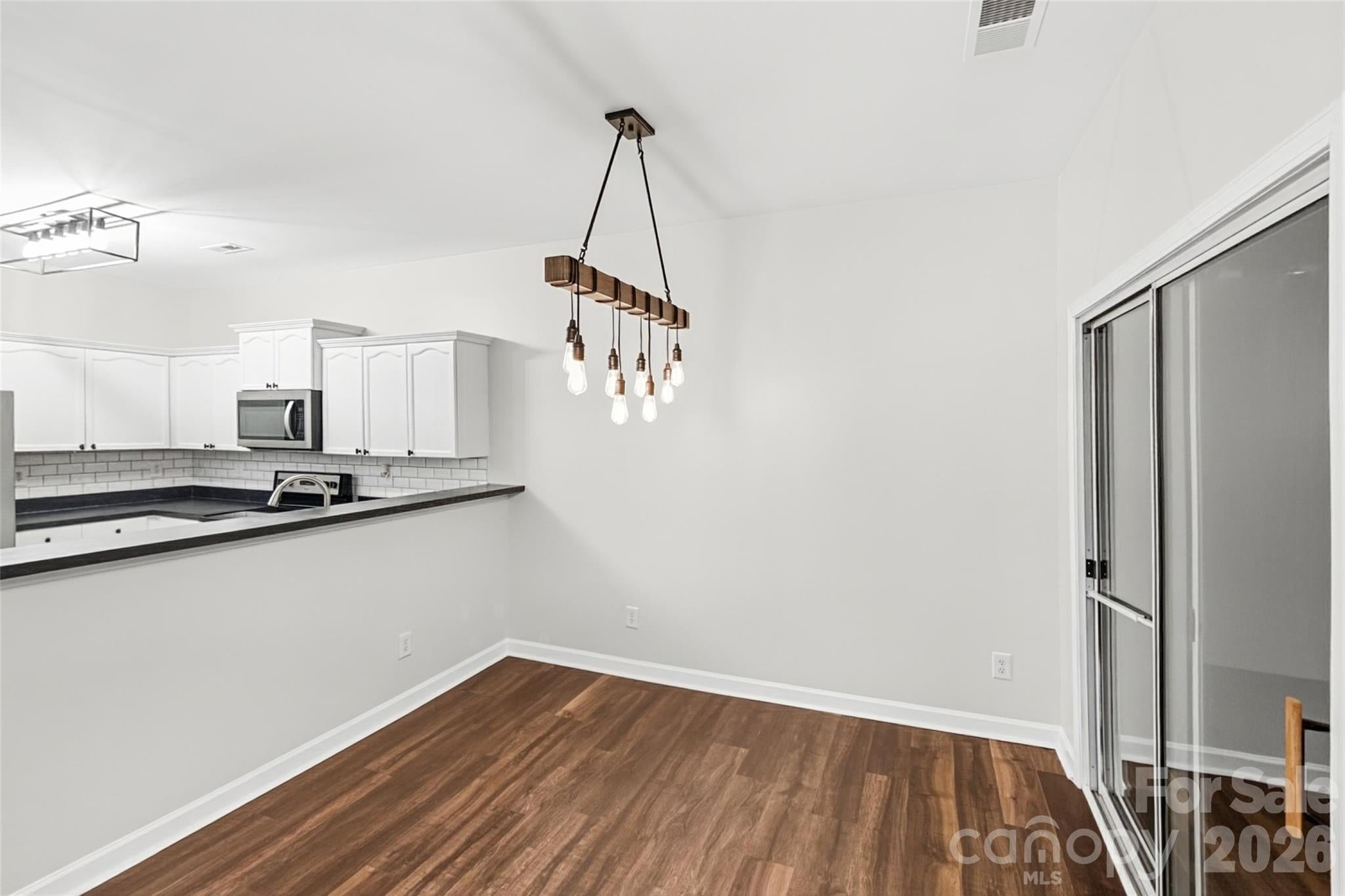 5454 Franklin Springs Circle