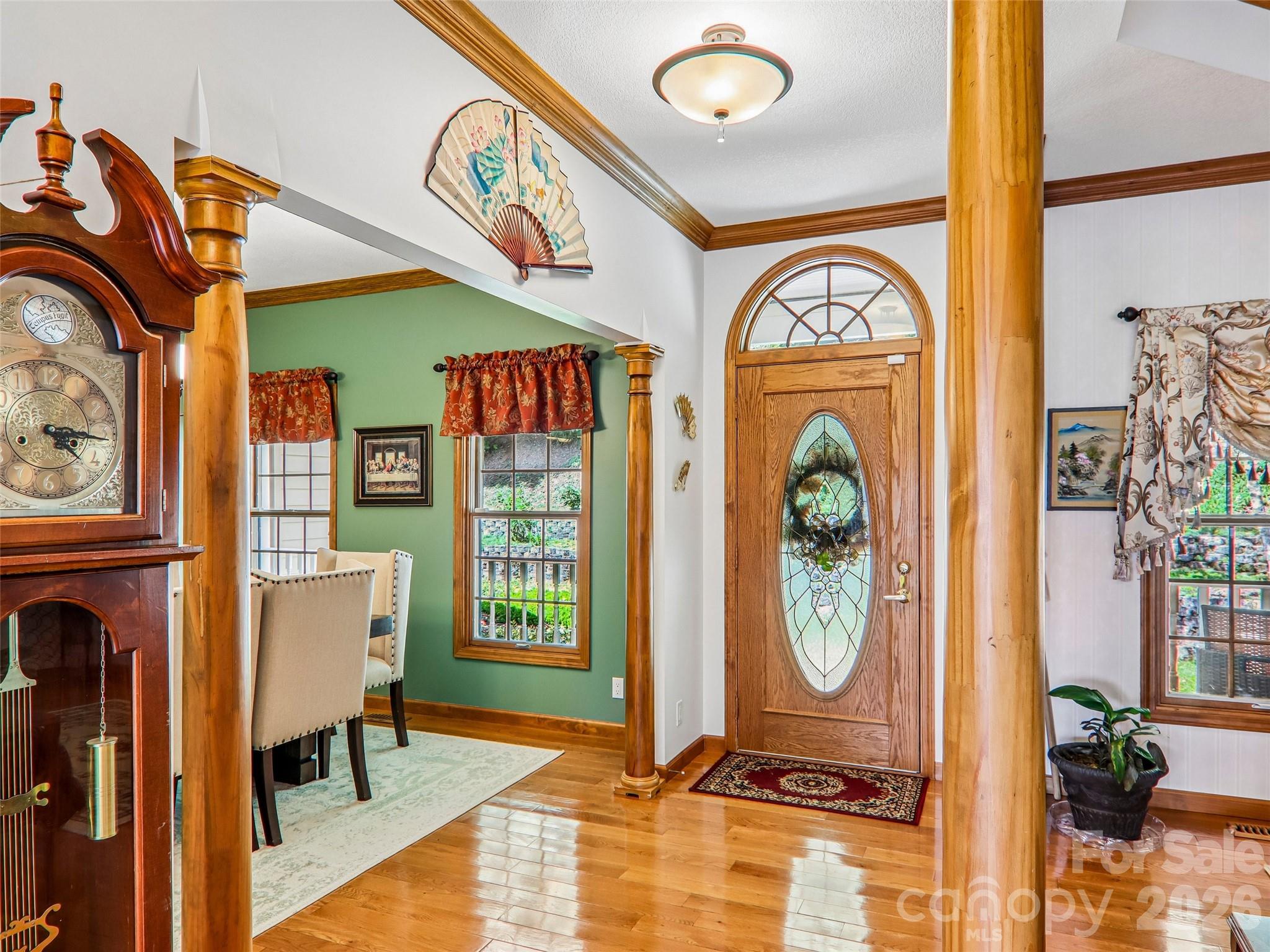 16 Hobe Crest