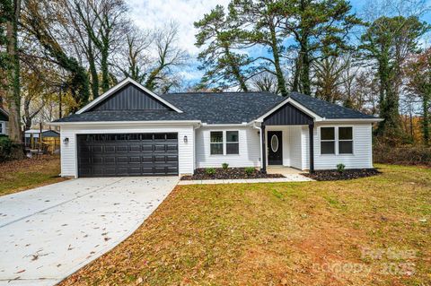 113 10th Avenue SE Hickory NC 28602