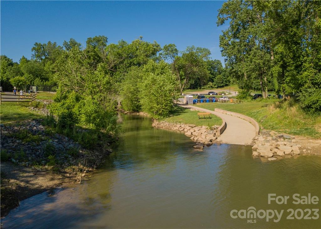 Riverwalk - Residential