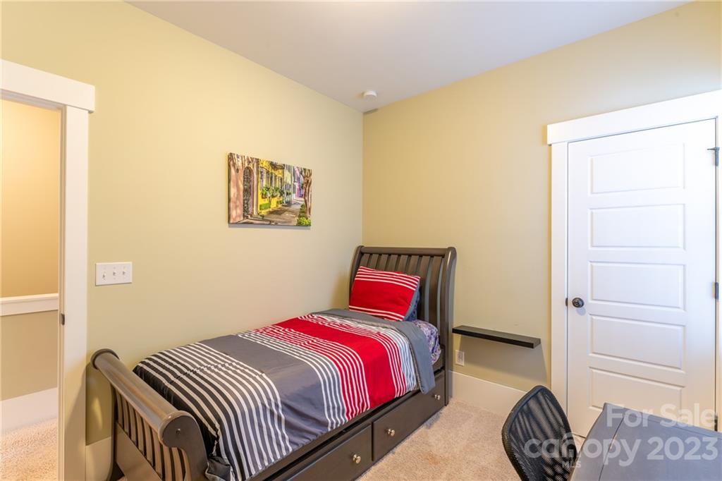 Riverwalk - Residential