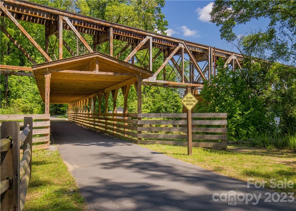 Riverwalk - Residential