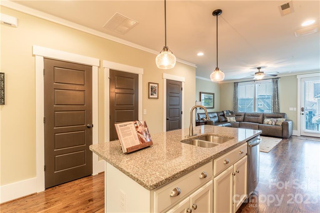 Riverwalk - Residential