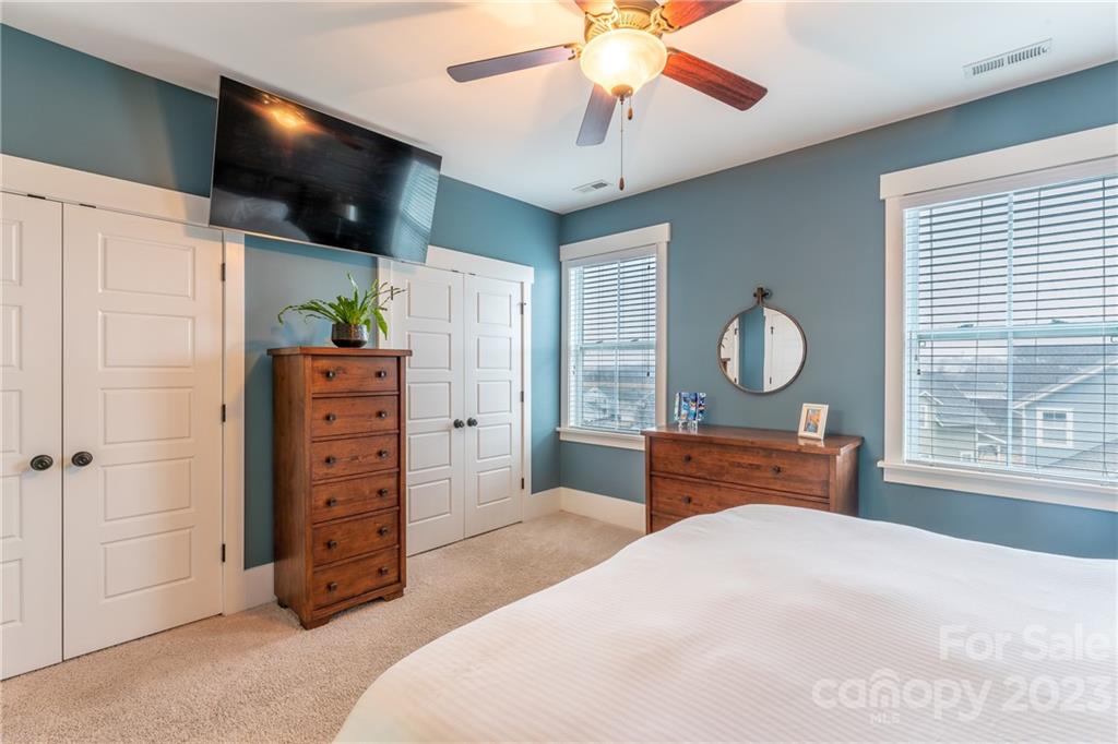 Riverwalk - Residential