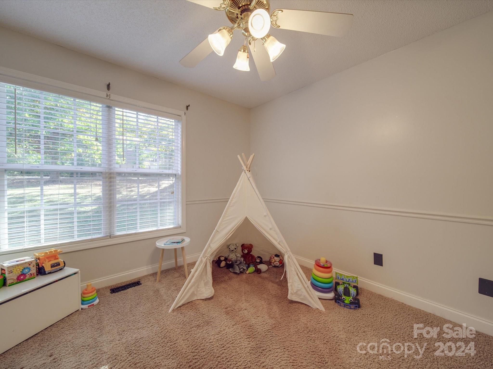 White Oaks - Residential