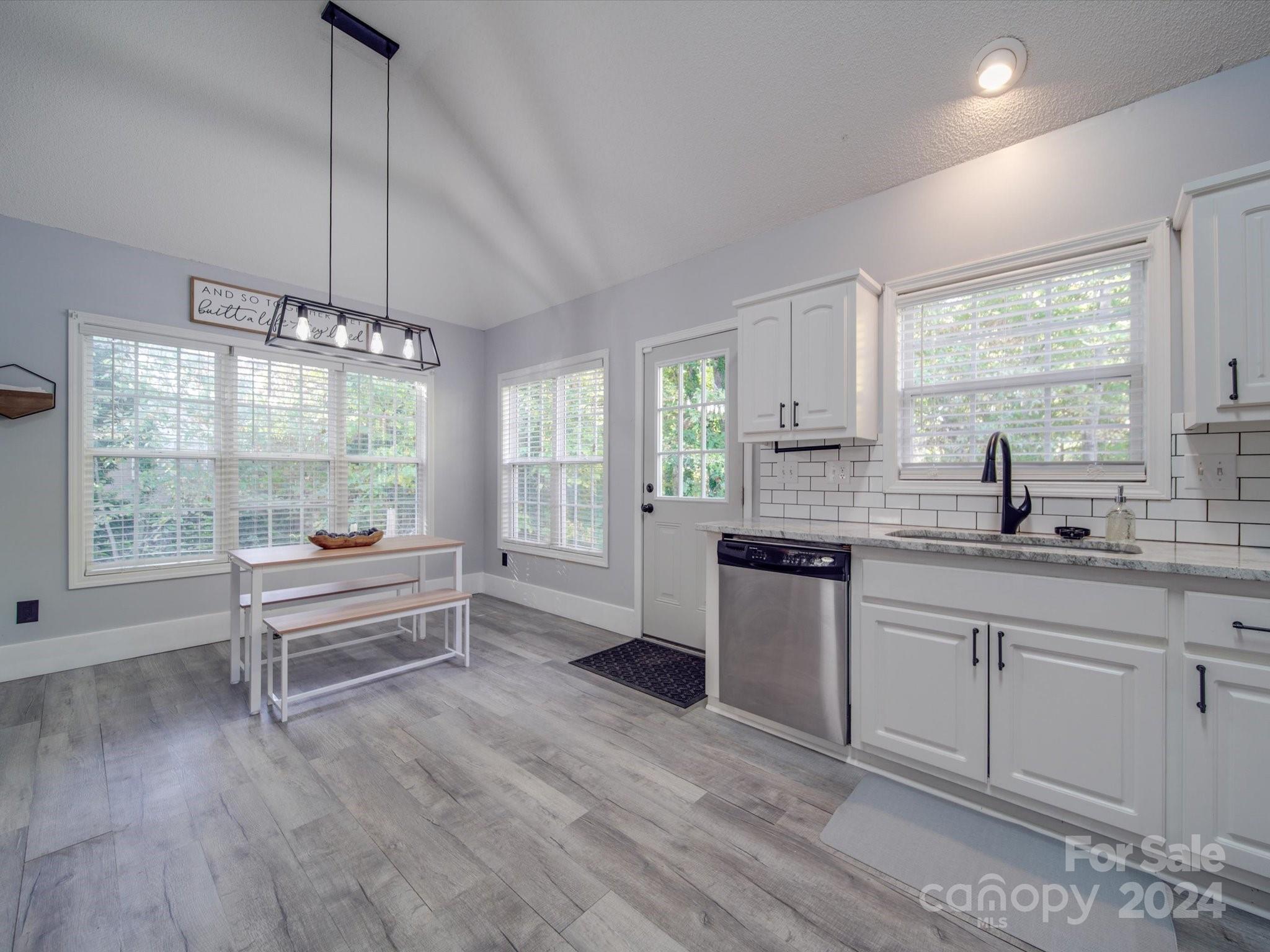 White Oaks - Residential