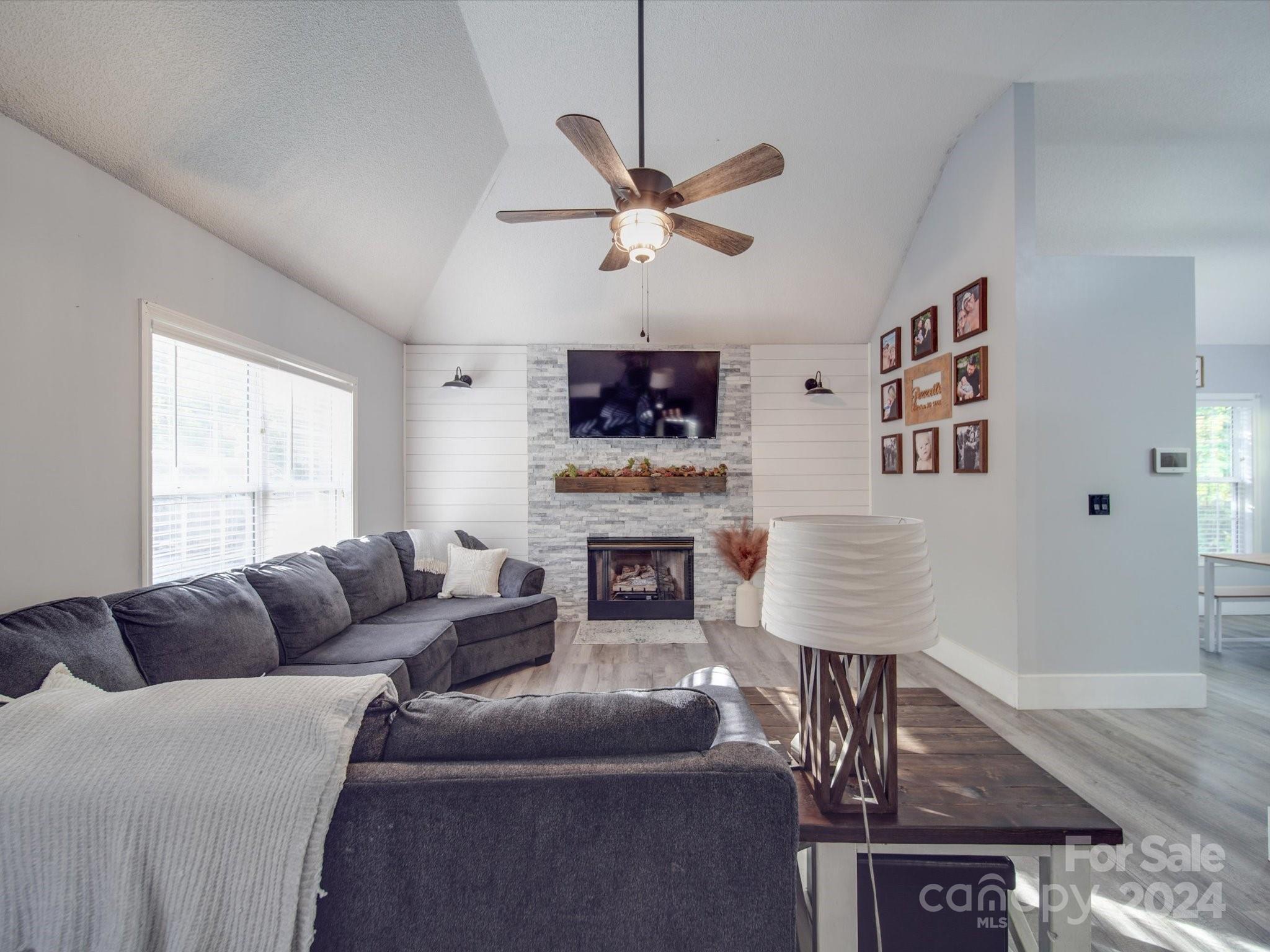 White Oaks - Residential