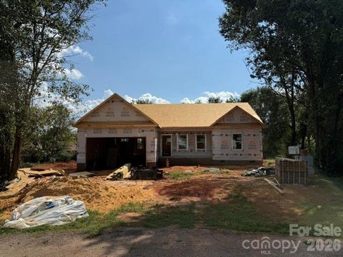 Photo of 2116 KKS Court, Newton, NC 28658 (MLS # 4421846)