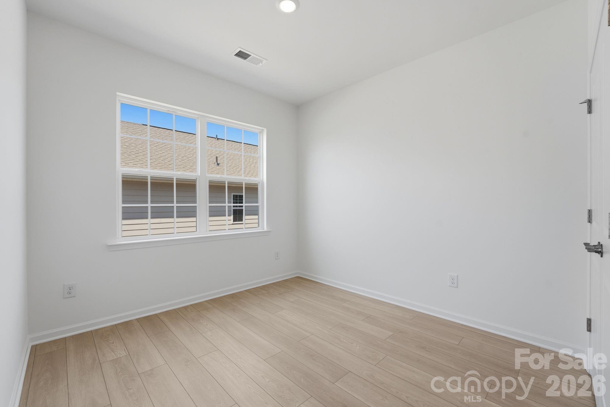 Roselyn - Residential