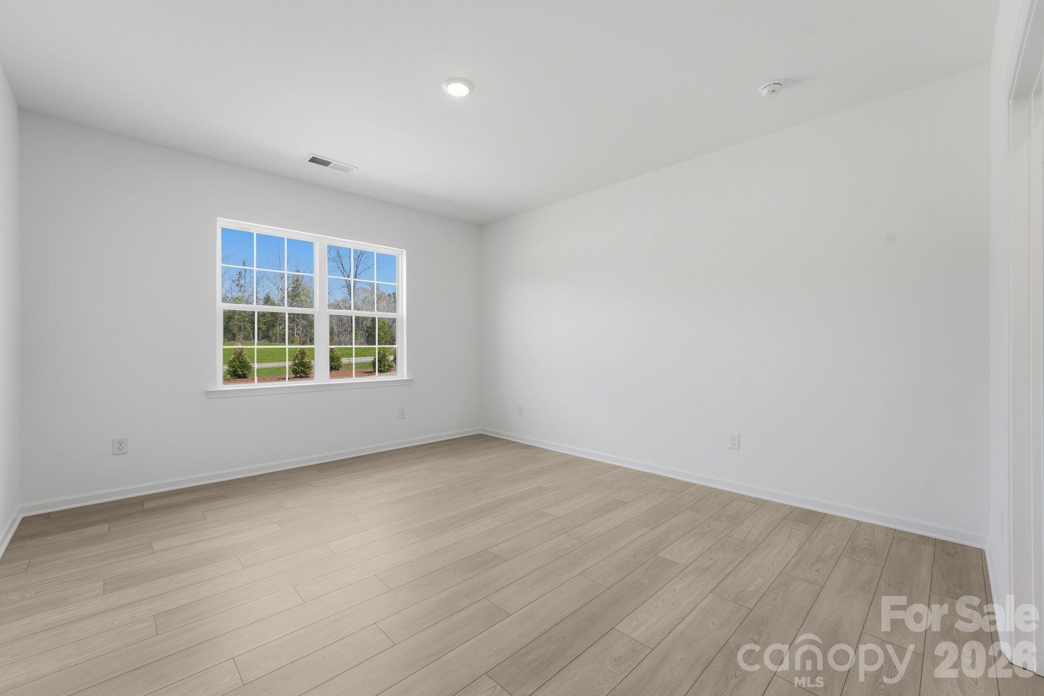 Roselyn - Residential
