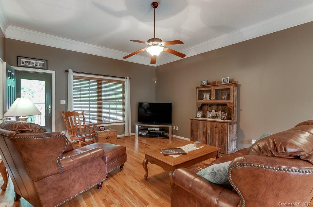 Ashland Oaks - Residential