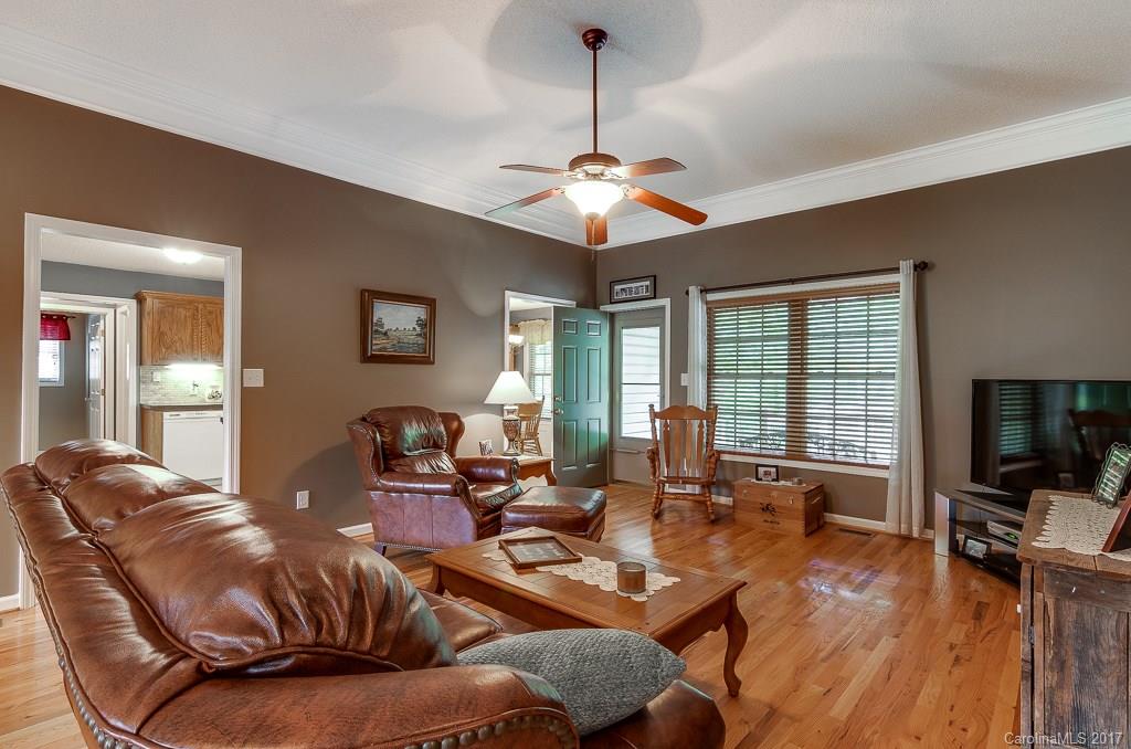 Ashland Oaks - Residential