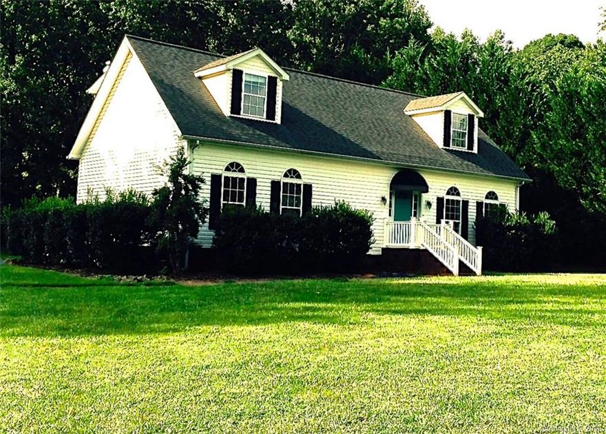 Completely remodeled large home on Piney Point Golf Course.  New kitchen, new cabinets, new granite counters, new carpets, refinished hardwoods, fresh neutral paint and move-in ready.  Just bring a golf cart and join the Piney Point lifestyle.  Convenient to Lake Tillery, Norwood, and the Fork Farm world class equestrian and nature facility. Huge back deck and private setting next to Piney Point. Large storage building  Off frame modular built with thick six inch walls and excellent insulation.